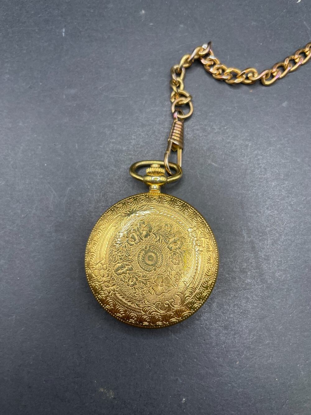 Vtg Majestron Quartz Hunter Case Pocket Watch Gold Tone Floral Date w/ Chain